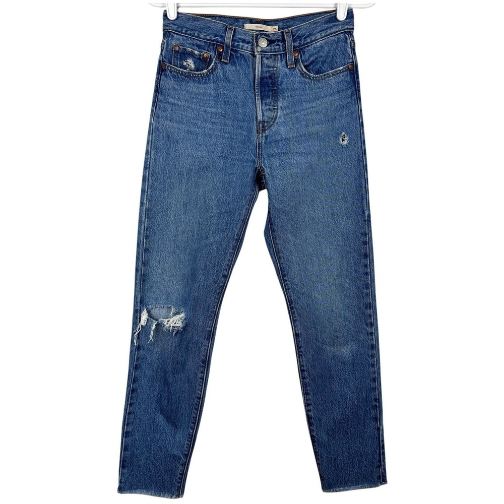 Levi's Women's Wedgie Straight Jeans Size 25 Distressed Ripped Denim Blue
